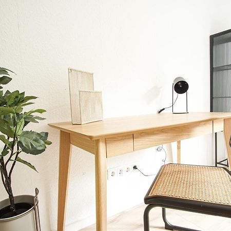 Homefy Feel-Good Apartment - Own Parking, Balcony And Garden Essen Kültér fotó