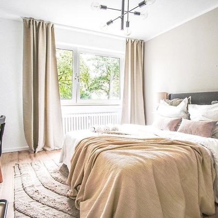 Homefy Feel-Good Apartment - Own Parking, Balcony And Garden Essen Kültér fotó